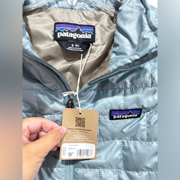 Patagonia Women’s Small Nano Puff Insulated Vest Thermal Blue NWT Puffy - Picture 5 of 9